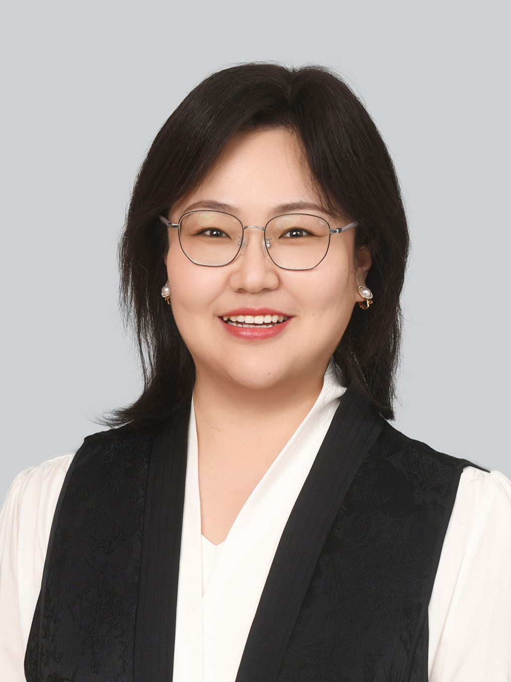 石佳丽_副本.jpg
